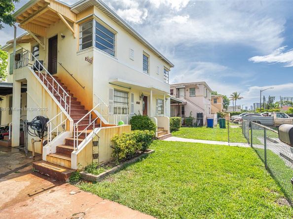2331 NW 14th St, Miami FL 33125