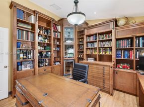 1083 SW 156th Ter, Pembroke Pines FL 33027