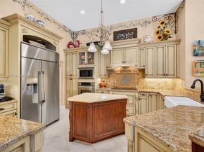 1083 SW 156th Ter, Pembroke Pines FL 33027