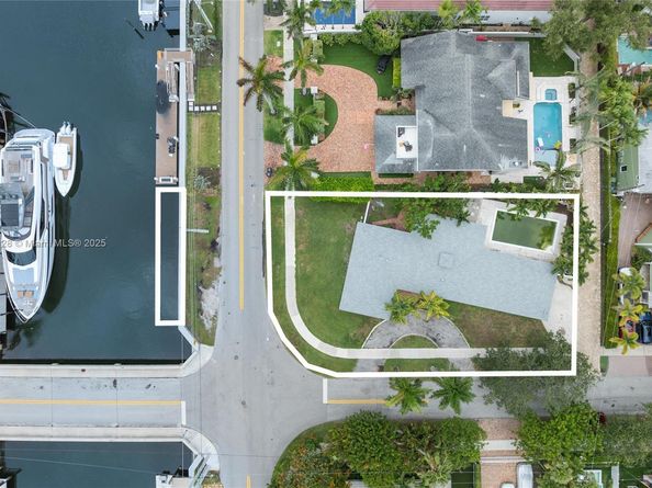 1101 Cordova Rd, Fort Lauderdale FL 33316