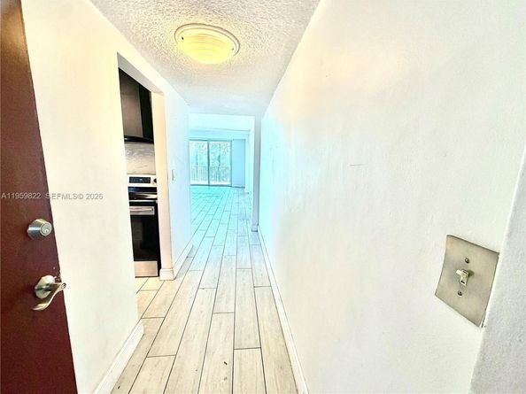 3660 NE 166th St 301 +40' Deeded Dock, North Miami Beach FL 33160