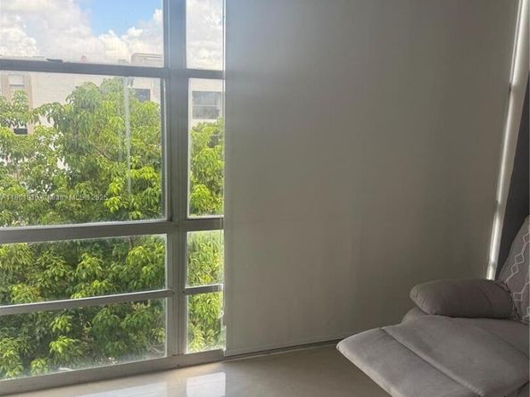 200 177th Dr 507, Sunny Isles Beach FL 33160