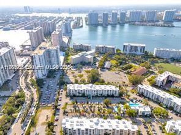 200 177th Dr 507, Sunny Isles Beach FL 33160