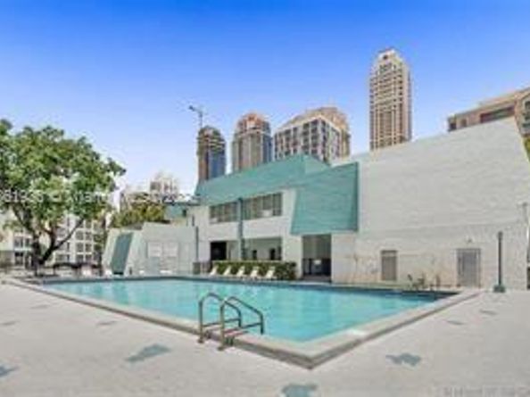 200 177th Dr 507, Sunny Isles Beach FL 33160