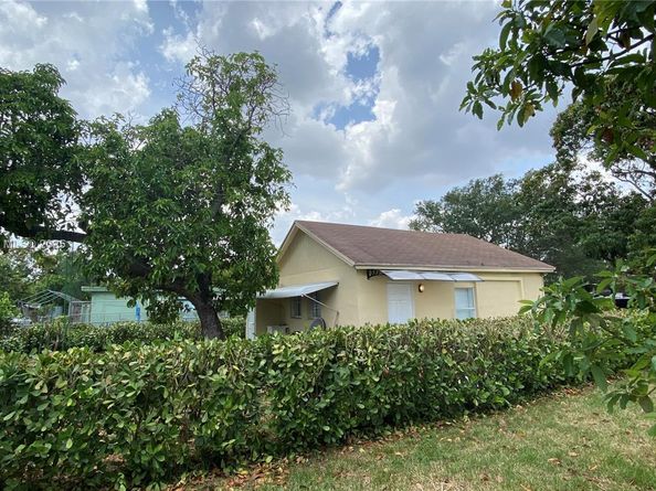 3058 NW 61st St, Miami FL 33142
