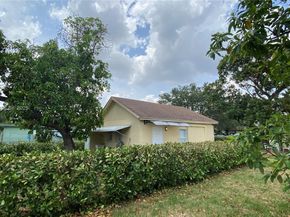 3058 NW 61st St, Miami FL 33142