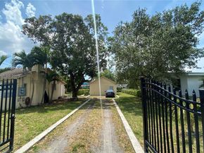 3058 NW 61st St, Miami FL 33142
