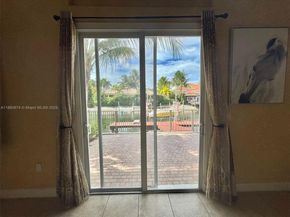 1141 Waterside Ln, Hollywood FL 33019