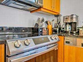 1435 Brickell Ave 3012, Miami FL 33131