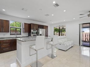 875 NW 97th Ct, Miami FL 33172