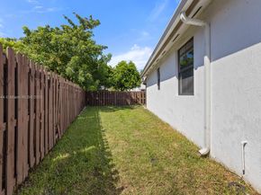875 NW 97th Ct, Miami FL 33172