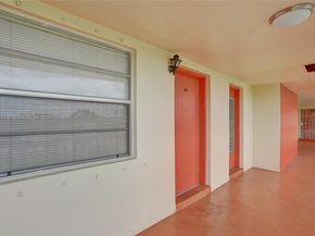 4731 NW 10th Ct 314, Plantation FL 33313