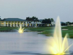 1946 Harbor View Cir, Weston FL 33327