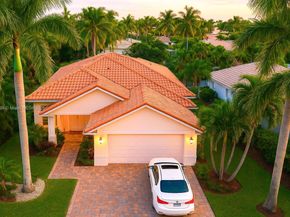 1946 Harbor View Cir, Weston FL 33327