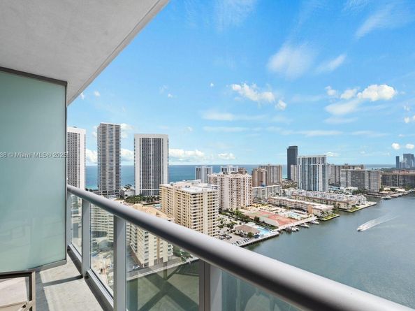 2602 E Hallandale Beach Blvd R2703, Hallandale Beach FL 33009