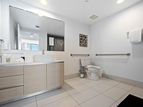 2602 E Hallandale Beach Blvd R2703, Hallandale Beach FL 33009