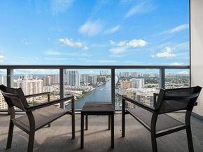2602 E Hallandale Beach Blvd R2703, Hallandale Beach FL 33009