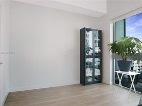 1600 SW 1st Ave 810, Miami FL 33129