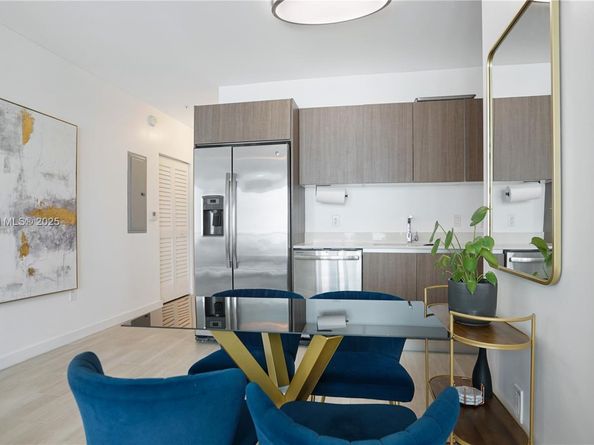 1600 SW 1st Ave 810, Miami FL 33129