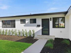 9660 Dominican Dr, Cutler Bay FL 33189