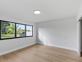 9660 Dominican Dr, Cutler Bay FL 33189
