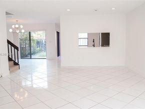 9023 SW 113th Place Cir W, Miami FL 33176