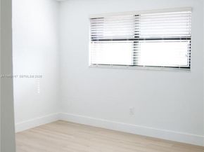 9023 SW 113th Place Cir W, Miami FL 33176