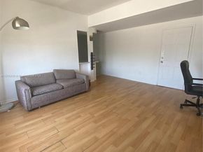 1051 Meridian Ave 1M, Miami Beach FL 33139