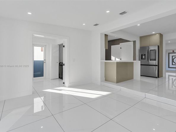 6540 SW 25th St, Miami FL 33155