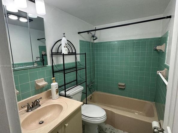 2916 Funston St 47A, Hollywood FL 33020