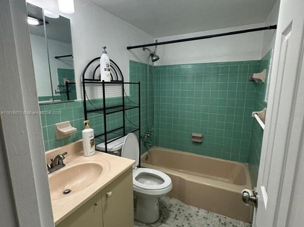 2916 Funston St 47A, Hollywood FL 33020