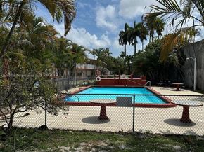 2916 Funston St 47A, Hollywood FL 33020