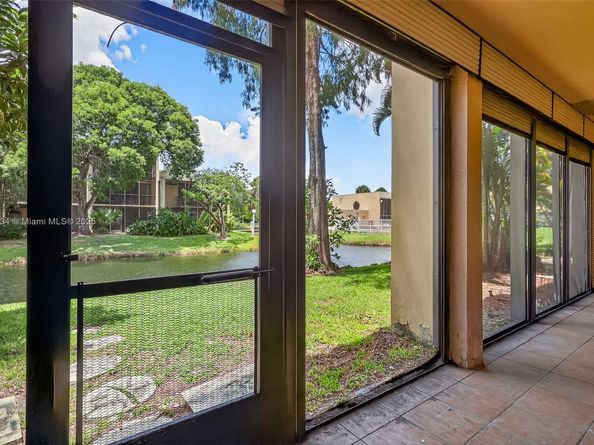 2921 SW 87th Ave 502, Davie FL 33328