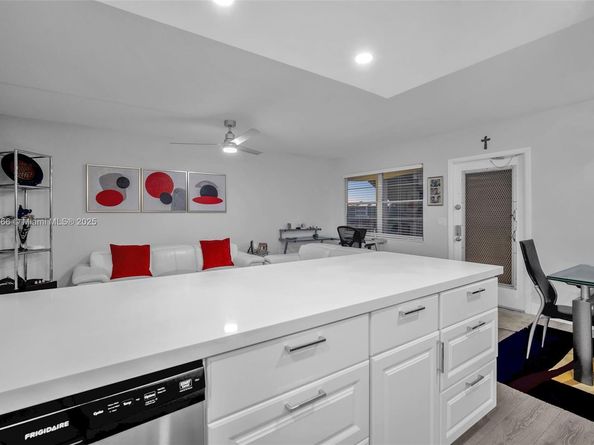 3039 Hythe C 3039, Boca Raton FL 33434