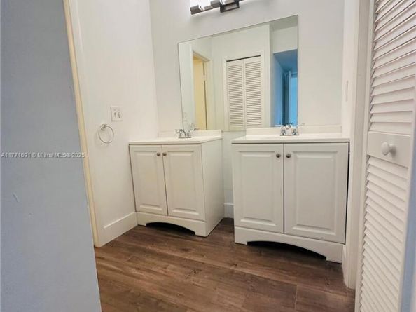 16491 Blatt Blvd 202, Weston FL 33326