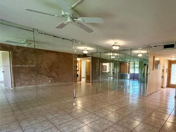 10300 NW 30th Ct 111, Sunrise FL 33322