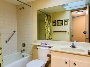 10300 NW 30th Ct 111, Sunrise FL 33322
