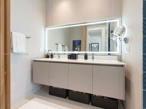1030 15th St 321, Miami Beach FL 33139