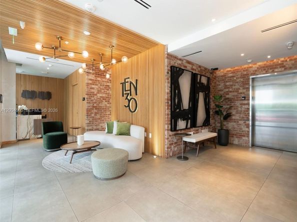 1030 15th St 321, Miami Beach FL 33139