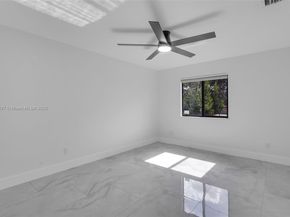 1411 NW 40th St, Miami FL 33142