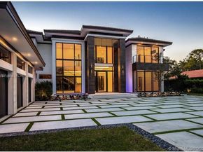 6850 SW 73rd Ct, Miami FL 33143