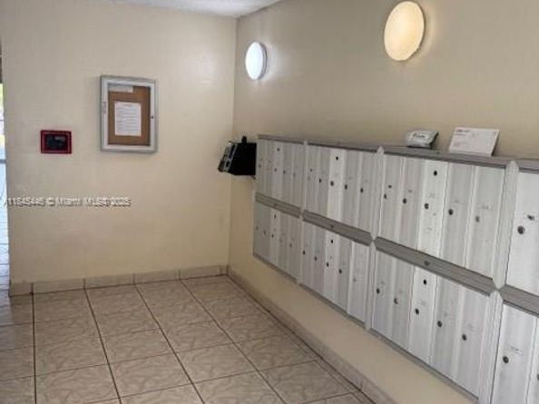 4855 NW 7th St 4016, Miami FL 33126
