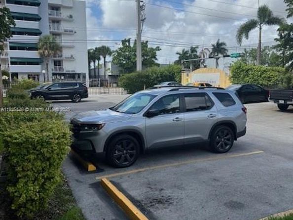 4855 NW 7th St 4016, Miami FL 33126