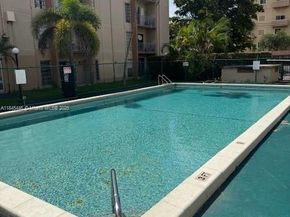 4855 NW 7th St 4016, Miami FL 33126