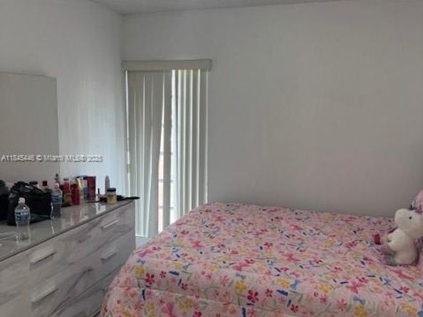 4855 NW 7th St 4016, Miami FL 33126