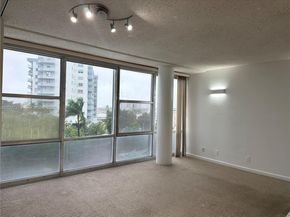 900 Bay Dr 413, Miami Beach FL 33141