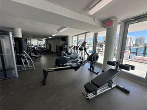 900 Bay Dr 413, Miami Beach FL 33141