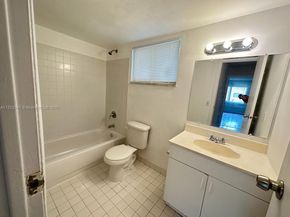 505 NW 177th St 111, Miami Gardens FL 33169