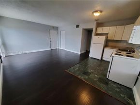 3006 Coral Ridge Dr 210B, Coral Springs FL 33065