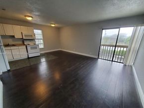 3006 Coral Ridge Dr 210B, Coral Springs FL 33065